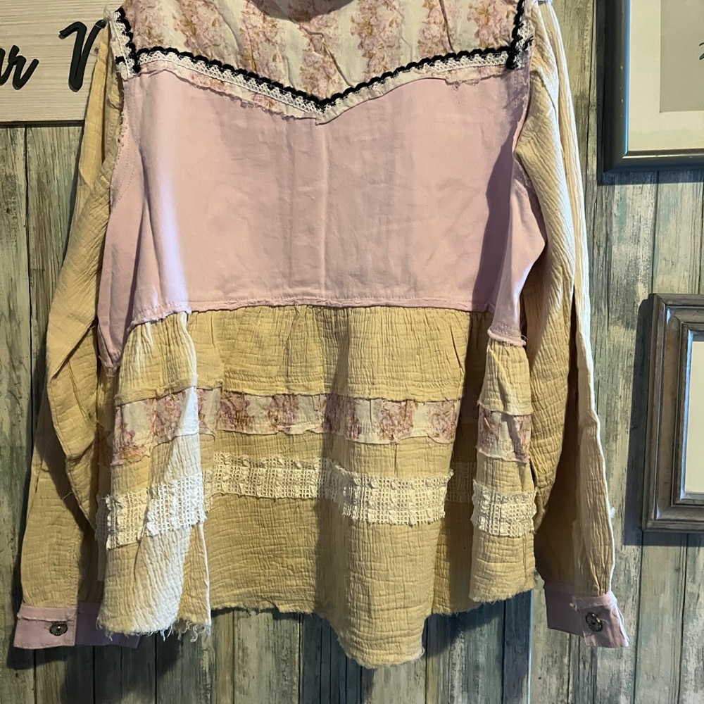 Pol Patchwork Button-Down Shirt In Cream And Lave… - image 5